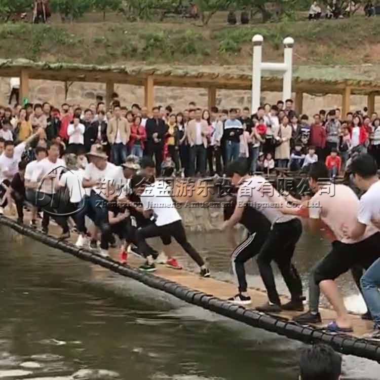 網紅橋_體能樂園
