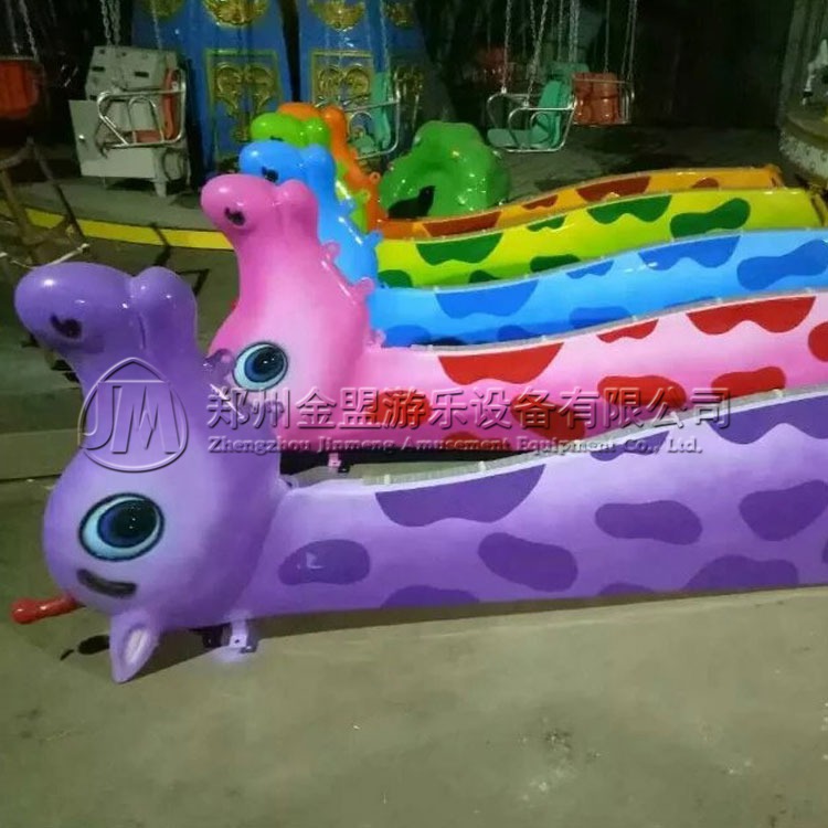 長頸鹿（lù）造型飛椅