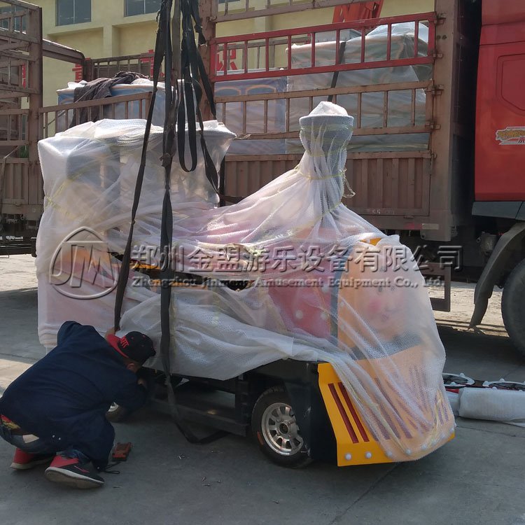 貴(guì)州遵義仿古小火(huǒ)車發(fā)貨現(xiàn)場